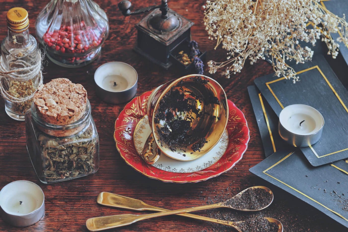 DIVINATION & TEA LEAVES: HOW TO