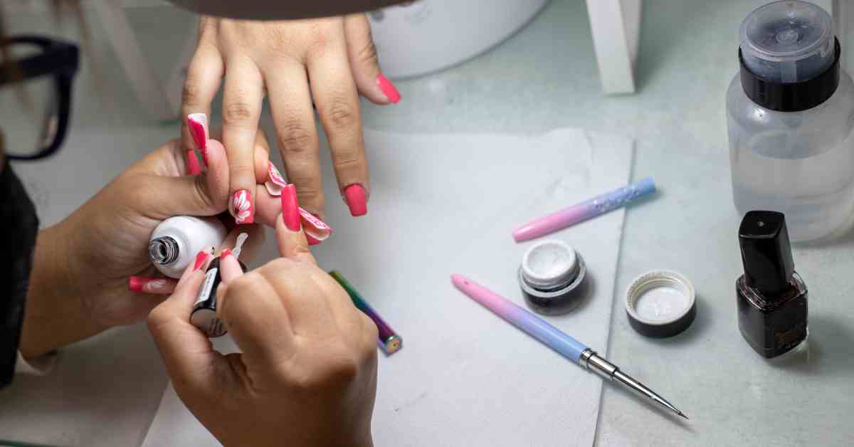 4 Advanced Acrylic Nail Techniques To Try