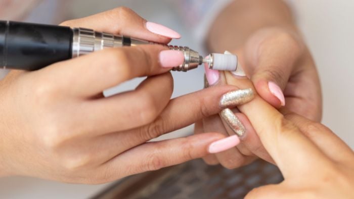 Tips & Tricks on How To Make Acrylic Nails Look Natural