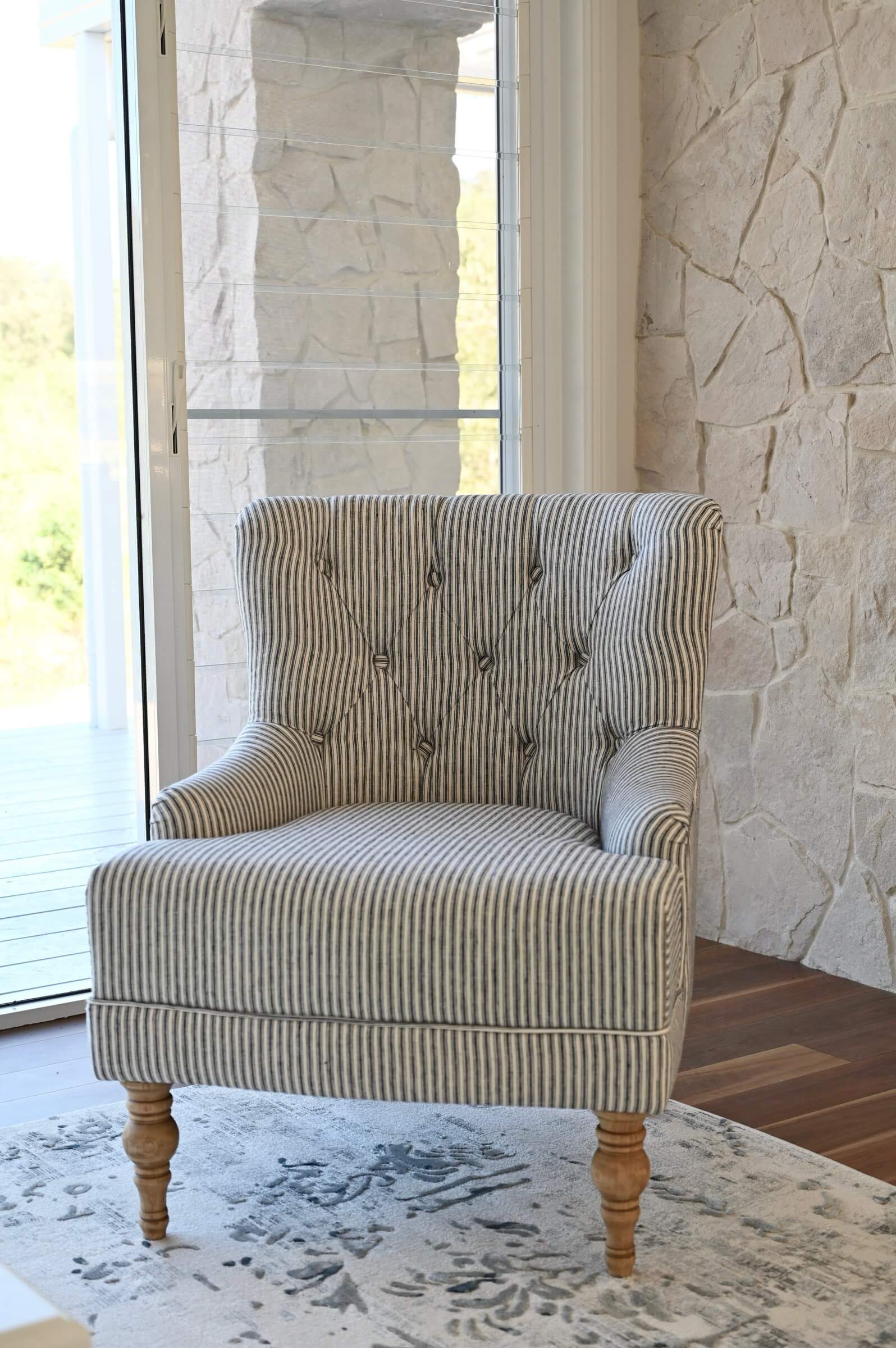 armchairs for bedroom