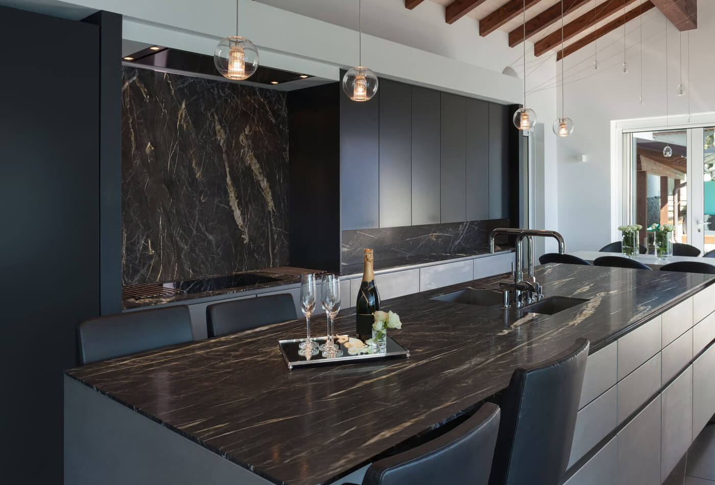 5 Relatable Choices ﻿of Belvedere Quartzite for Your Place