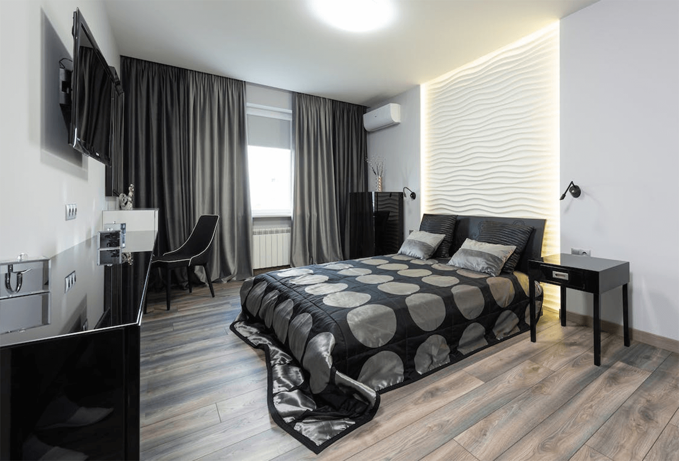 5 Striking Black and White Bedroom for Stylish Appearance!