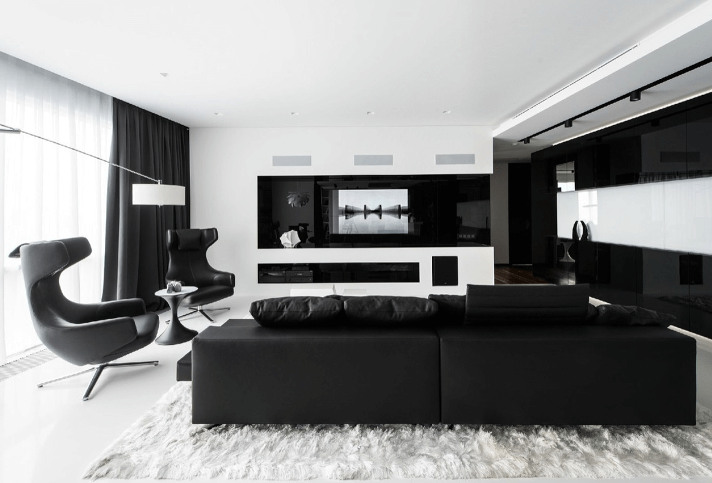 Chic Black And White Living Room: Modern Decor Ideas