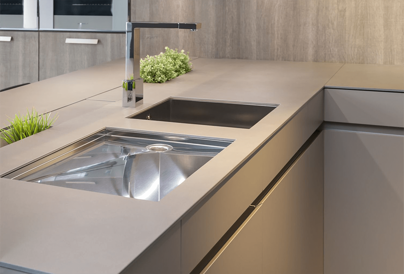 Granite and Quartz Worktops Joints; Seamless Kitchen Worktop