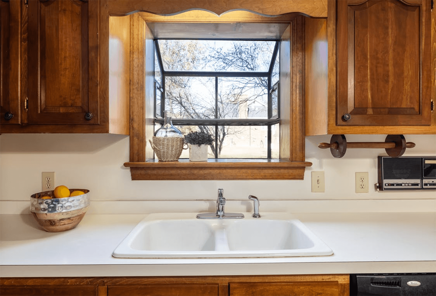 Under Mounted Sink Caulking with Pros and Cons
