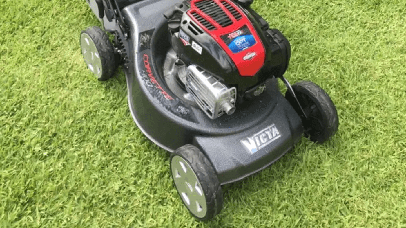 Deep Dive into the Victa Corvette 400 Lawn Mower