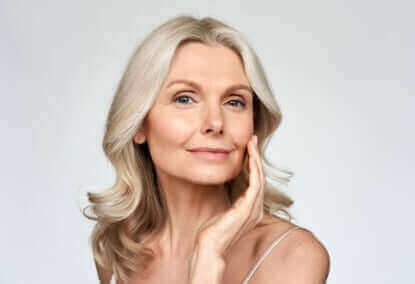 Before and after results showing improved skin flexibility with tetrahydrocurcumin treatment