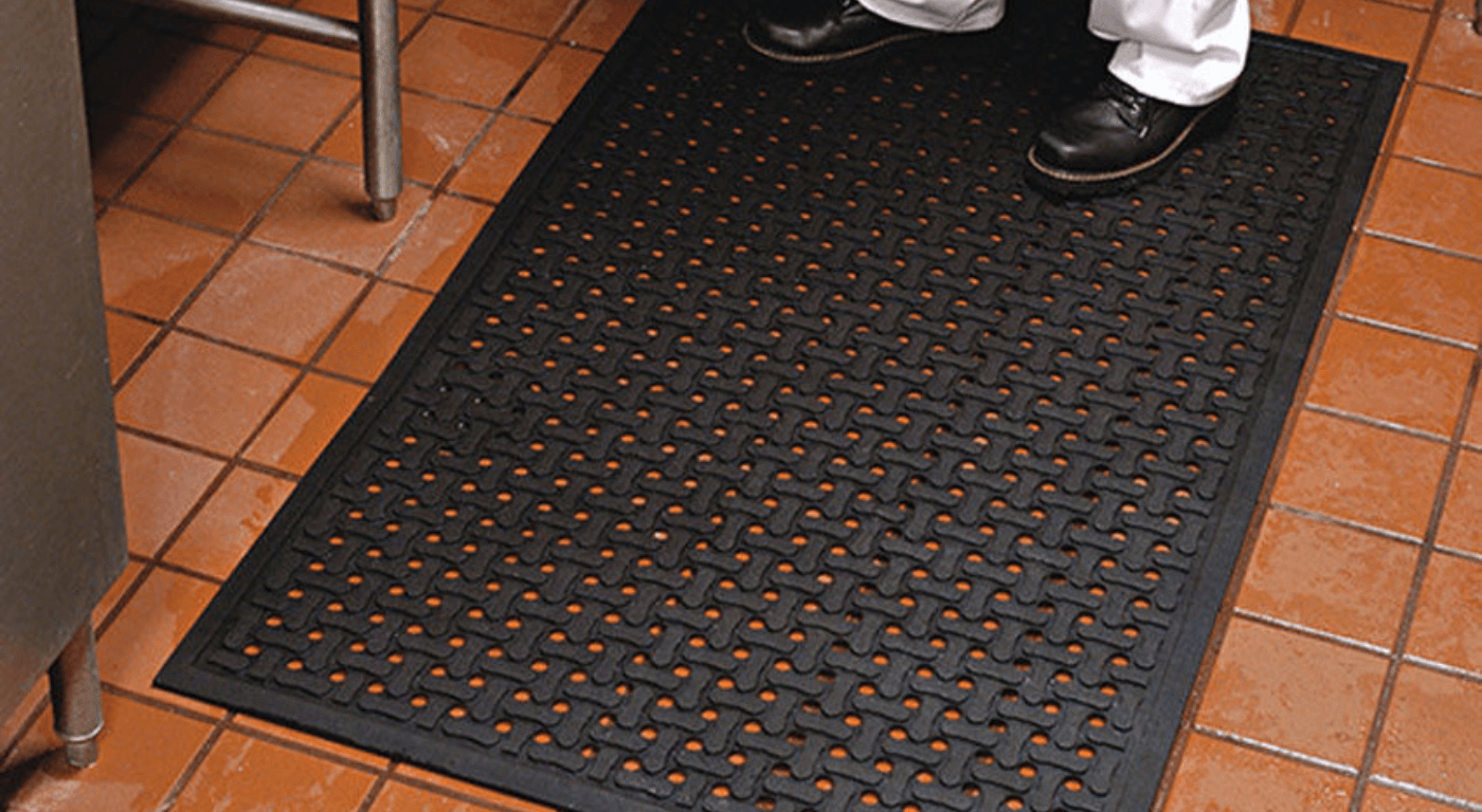 6 Characteristics of the Best Commercial Entrance Mats