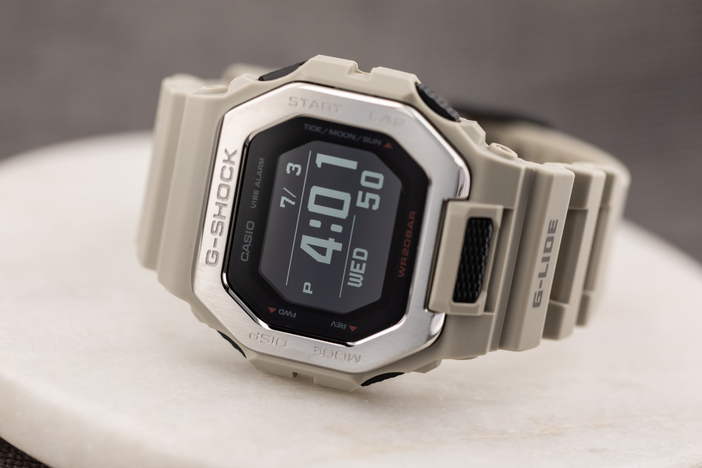 This Watch Helps You Surf! Unboxing the G-Shock GBX100-8D