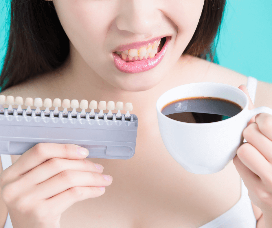 4 Tips To Avoid Stained Teeth From Drinking Coffee