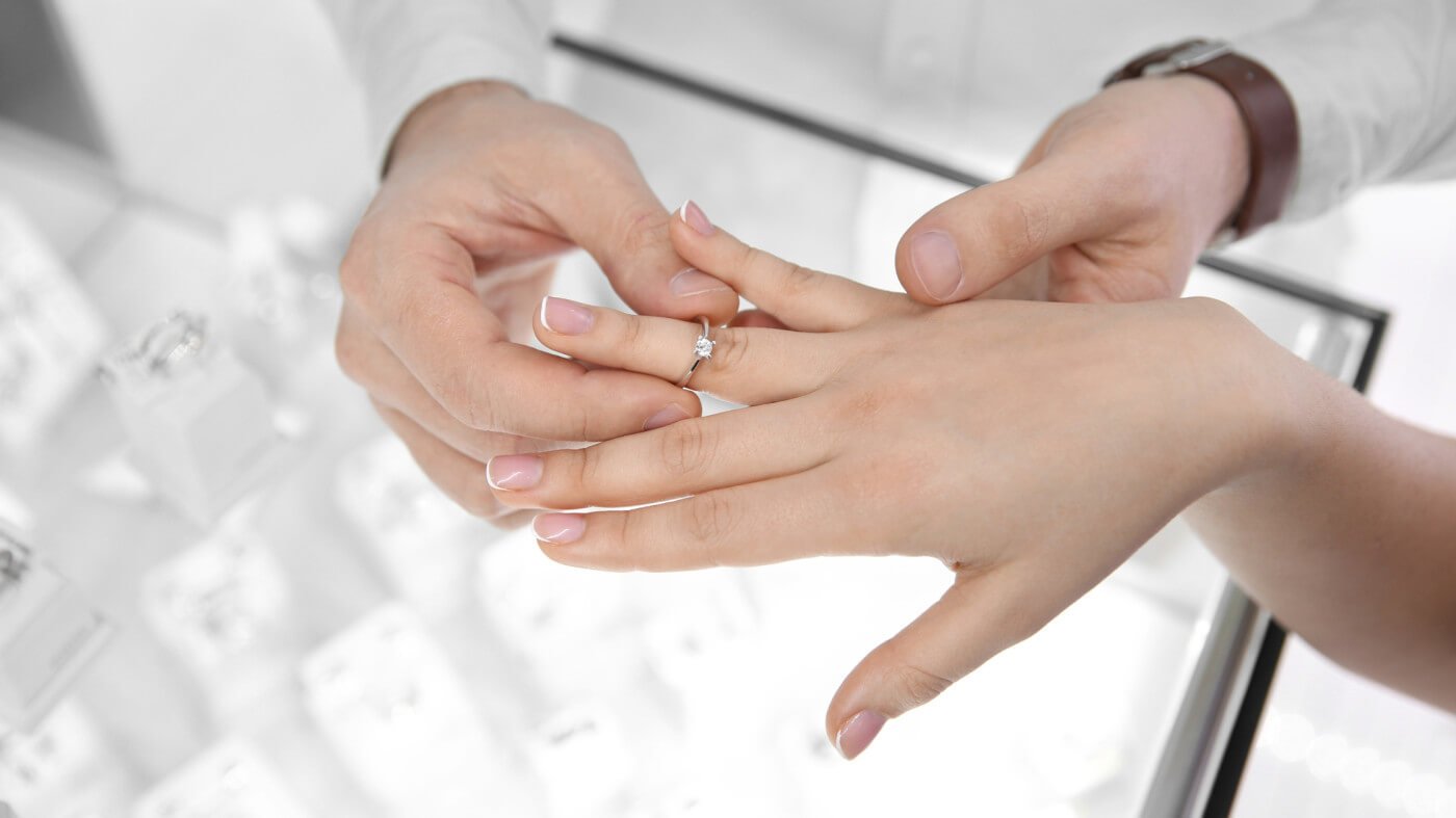 Choosing the right new arrivals engagement ring