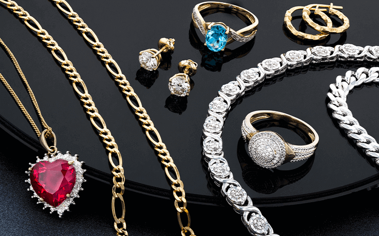Stunning Jewelry Essentials for Professional Women