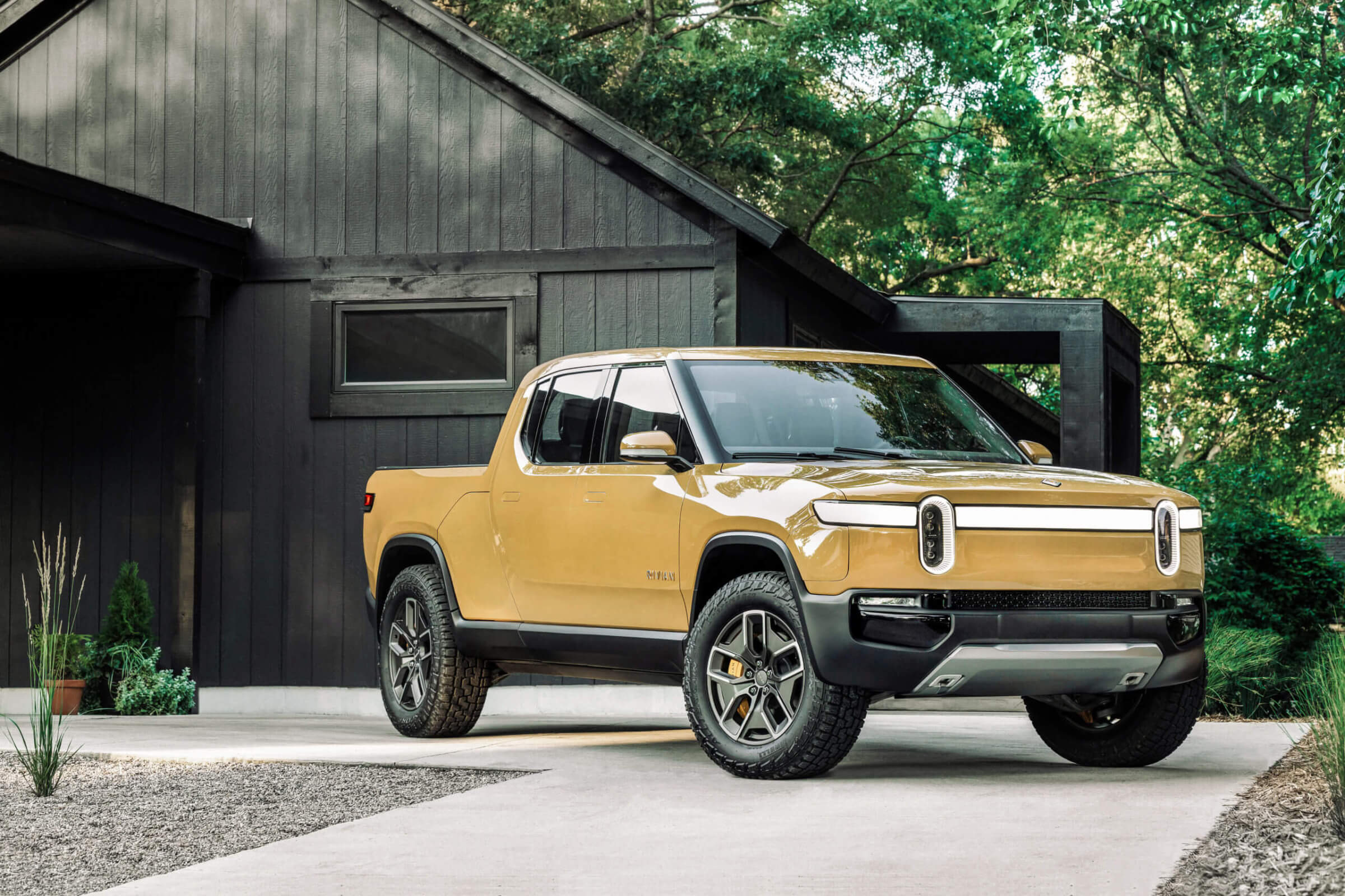 Unique Pirelli’s for the new electric Rivian