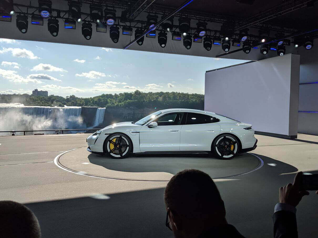 Porsche Taycan : performances et pneus au menu