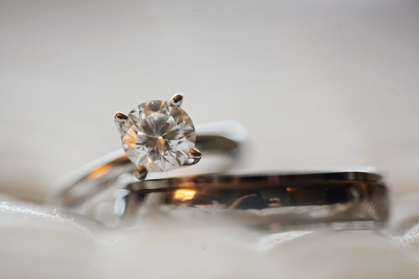 How to Buy a Diamond Ring Online