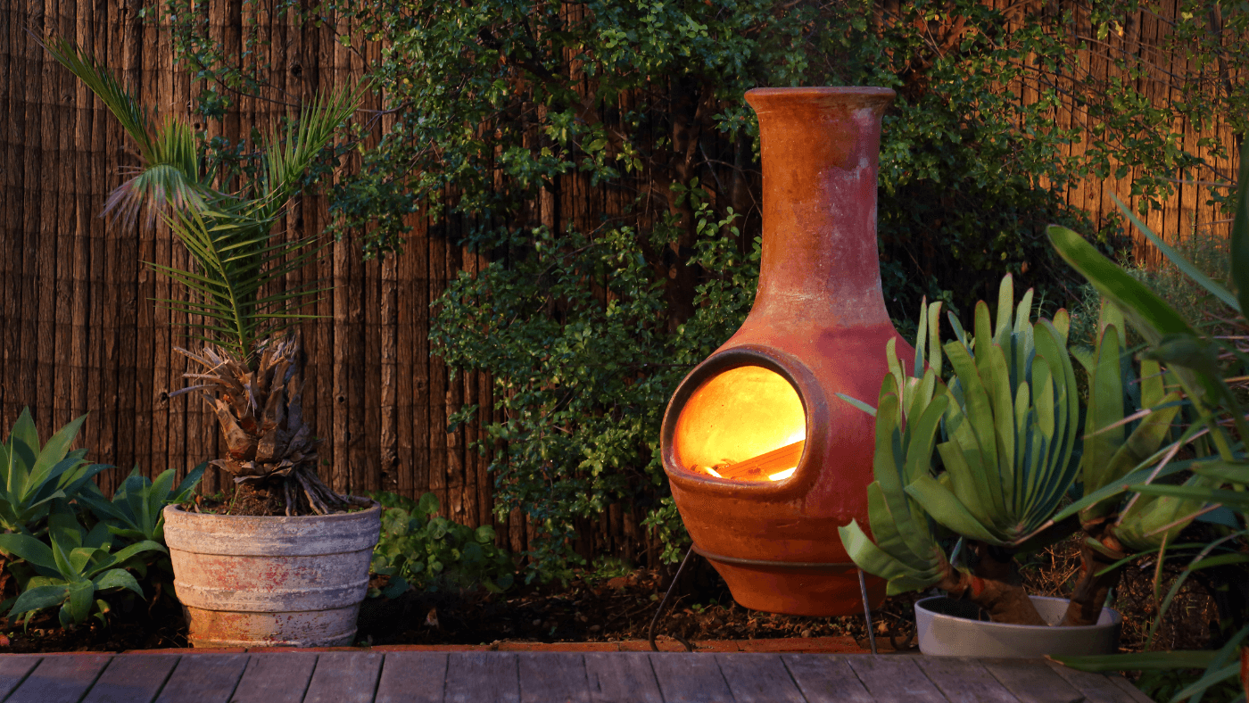 Keep Warm in Your Garden: Tips for Keeping Cosy & Toasty Outdoors