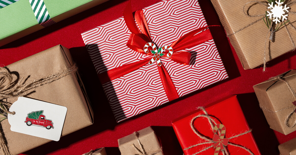 https://dropinblog.net/34251030/files/featured/Giftwrapping.jpg