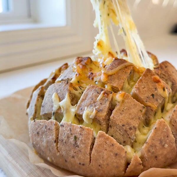 Cheesy Pull Apart Bread, A Bite of Perfection!