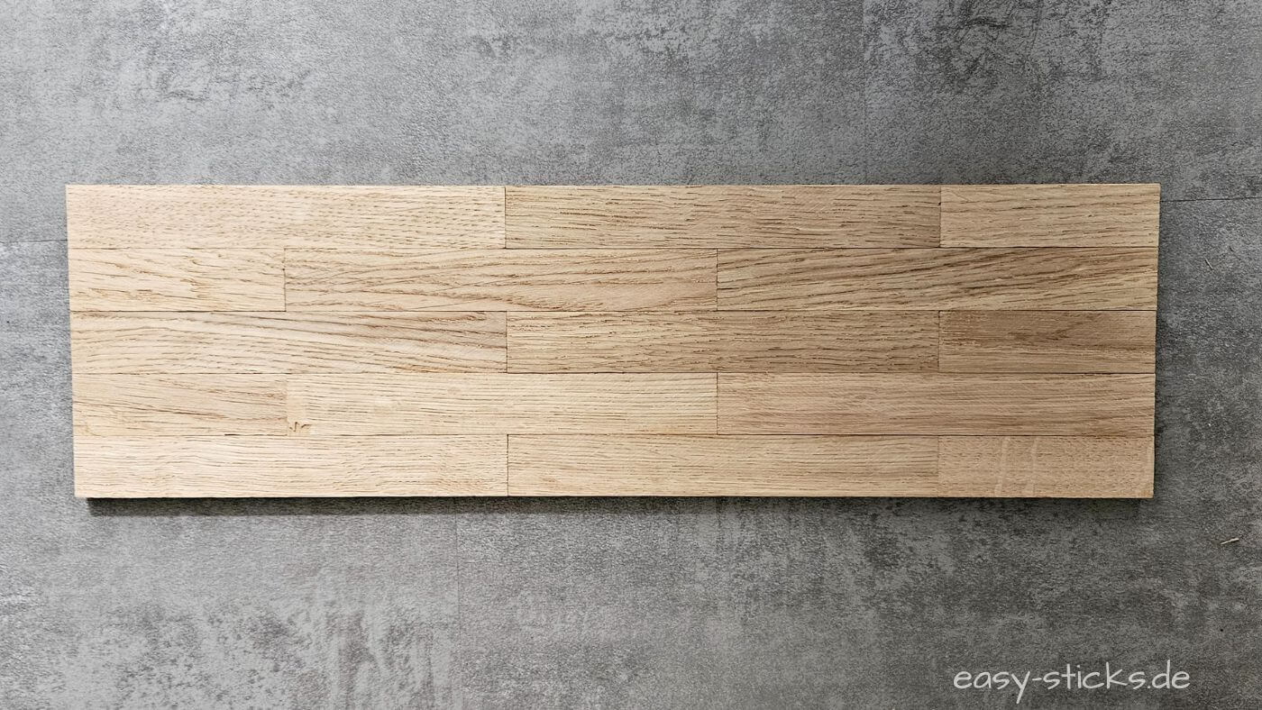 Platte aus Holzklötzchen