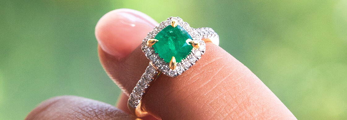 A Guide To Our Best Emerald Engagement Rings