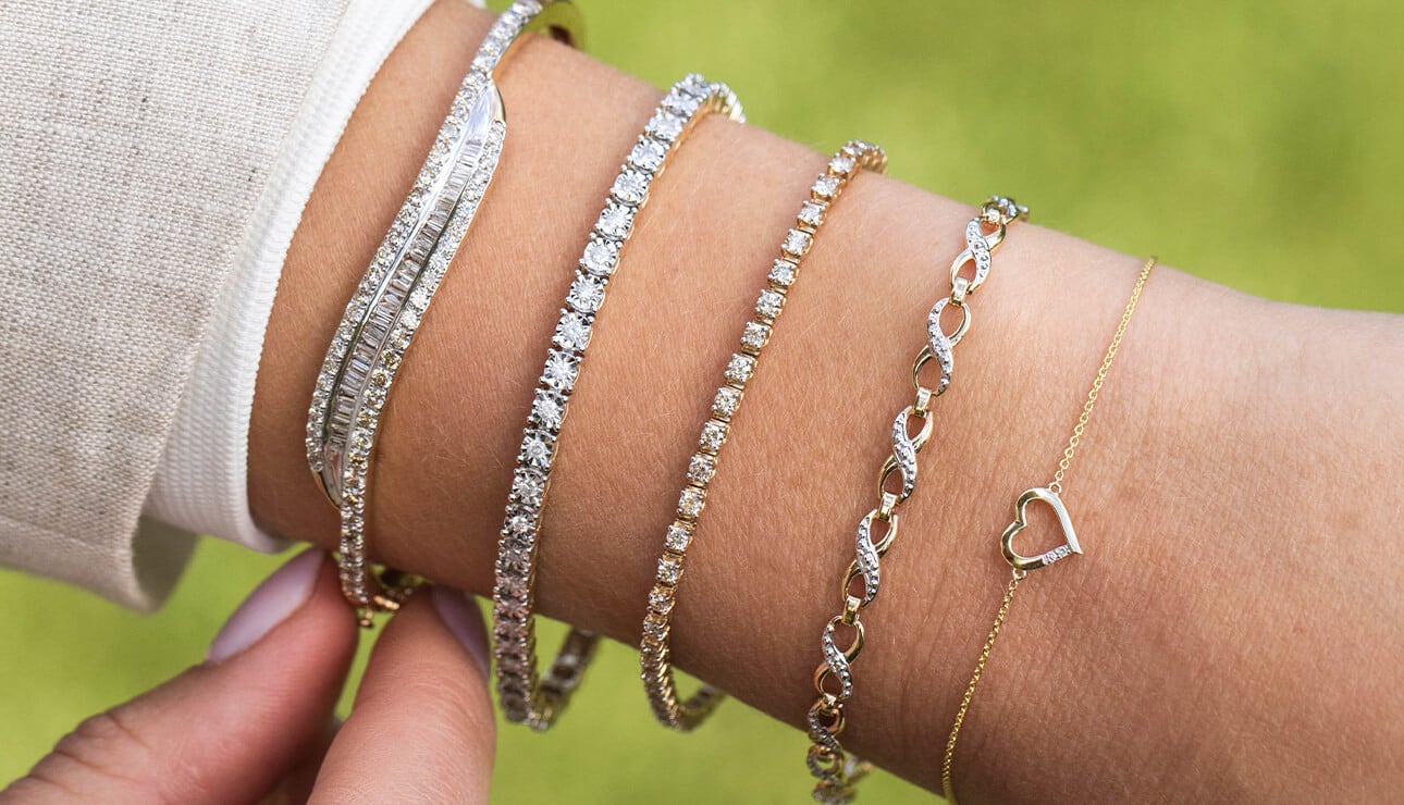 How To Wear Bangles: Fit, Sizing & Styling