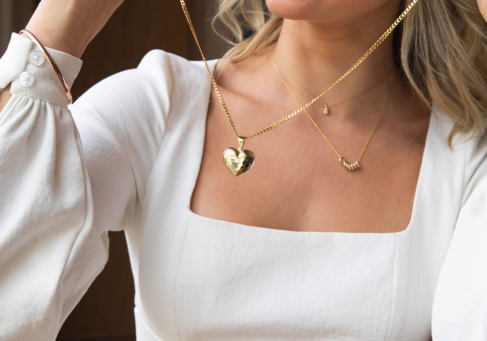 A Guide To Finding The Best Jewellery That Matches With All Outfits |  Shiels Jewellers