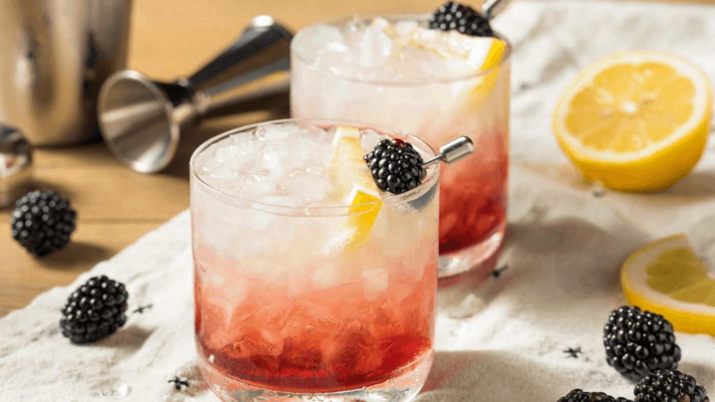 Blackberry Bourbon Lemonade Drink Recipe