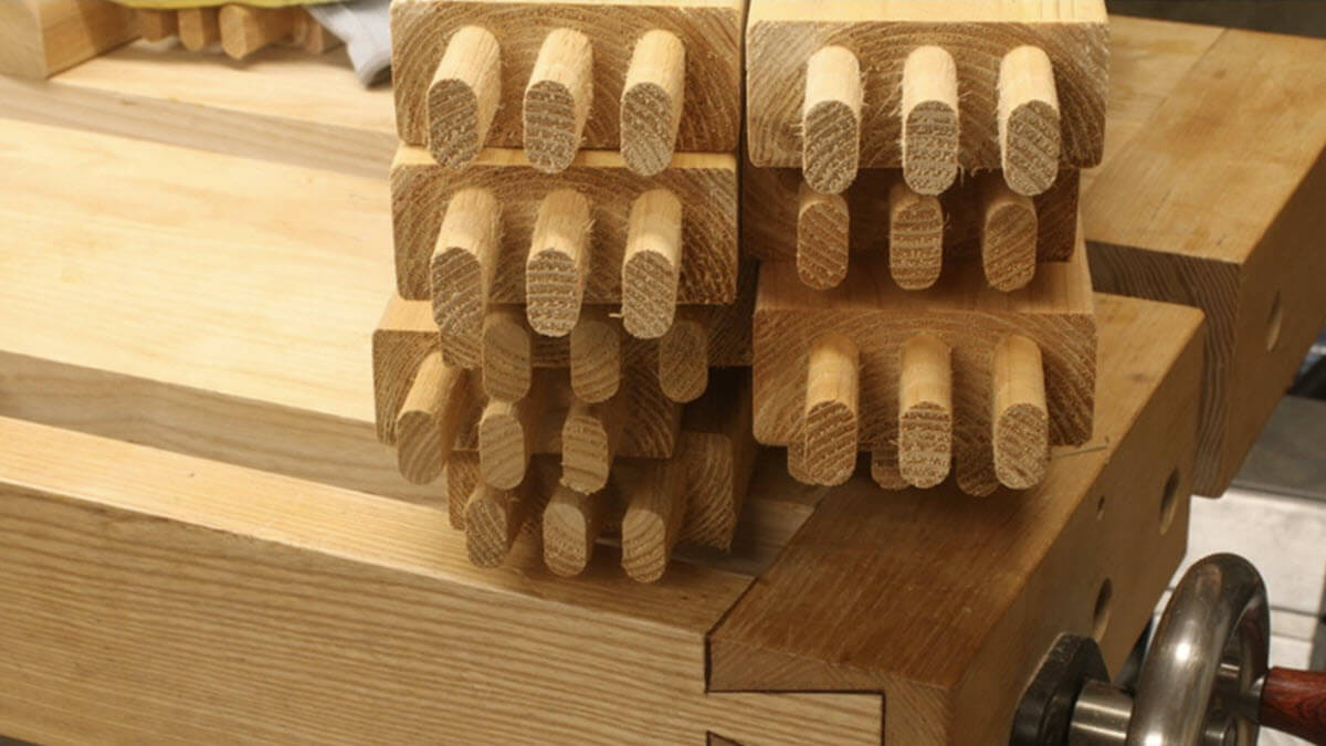 Achieve Flawless Mortise and Tenon Joints with Router Bits