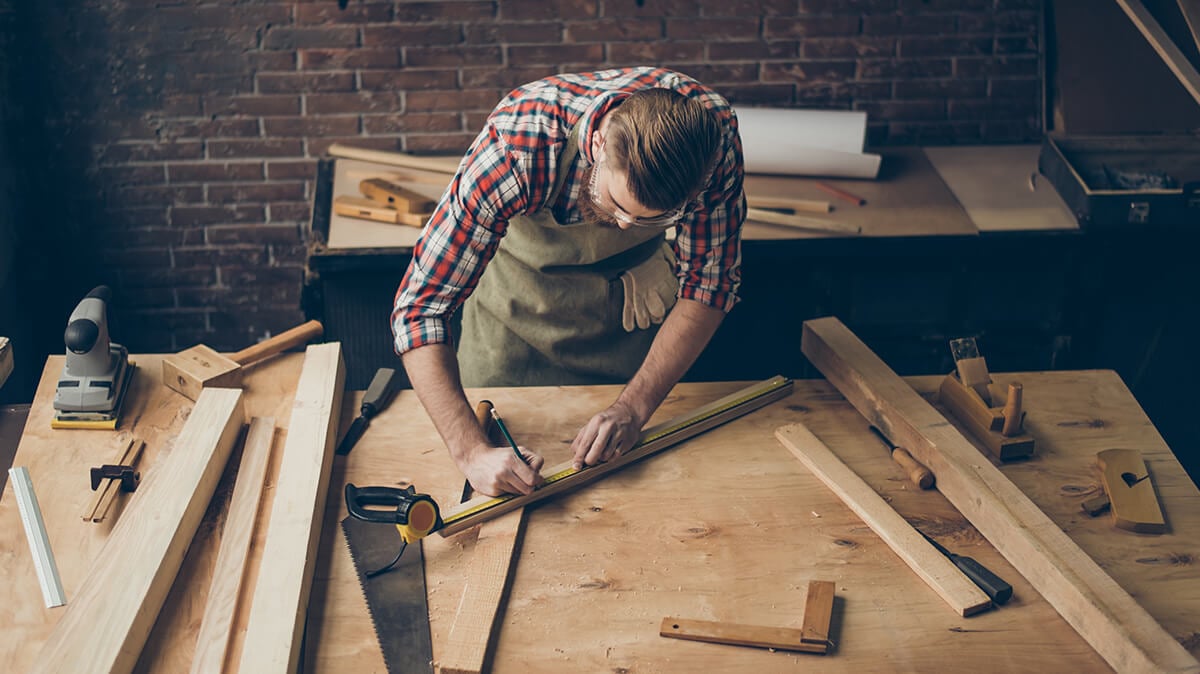Essential Measuring Tools for Woodworkers