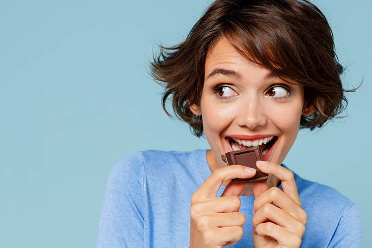 Can Indulging In Sweets Help You Lose Weight? Research Says Yes! (But There’s A Catch)