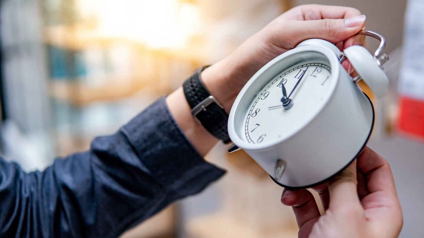 How to Use Daylight Savings Time to Reboot and Recharge Your Body