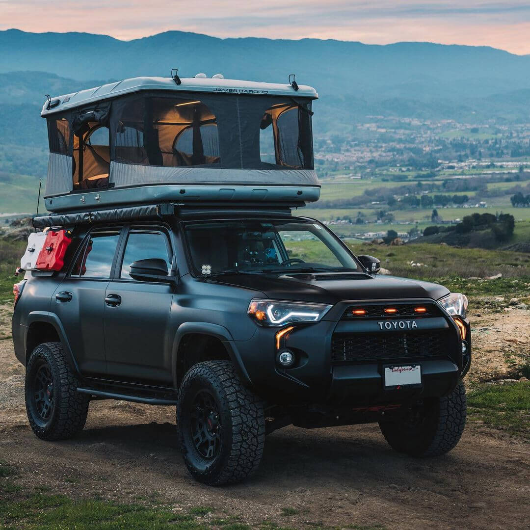 Soft Shell vs. Hard Shell Rooftop Tents: Comparison Guide to Help You Decide