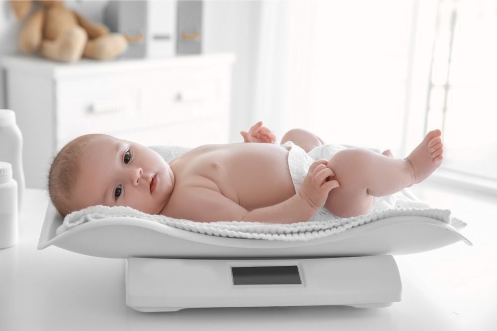 How to Weigh a Newborn at Home: The Most Accurate Methods!