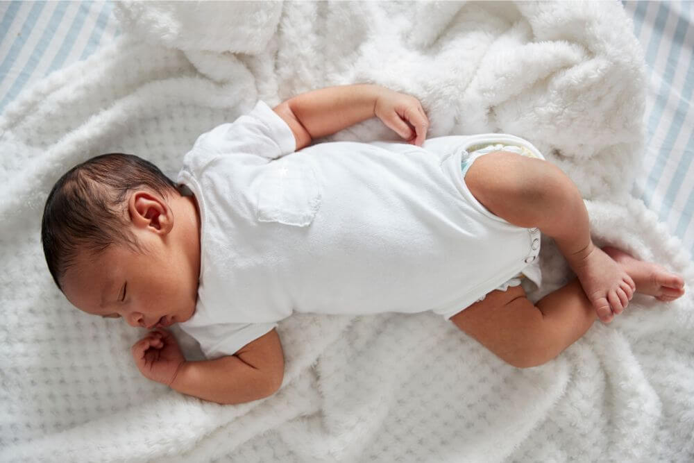 How to Dress a Newborn Baby in Summer for Their Comfort?