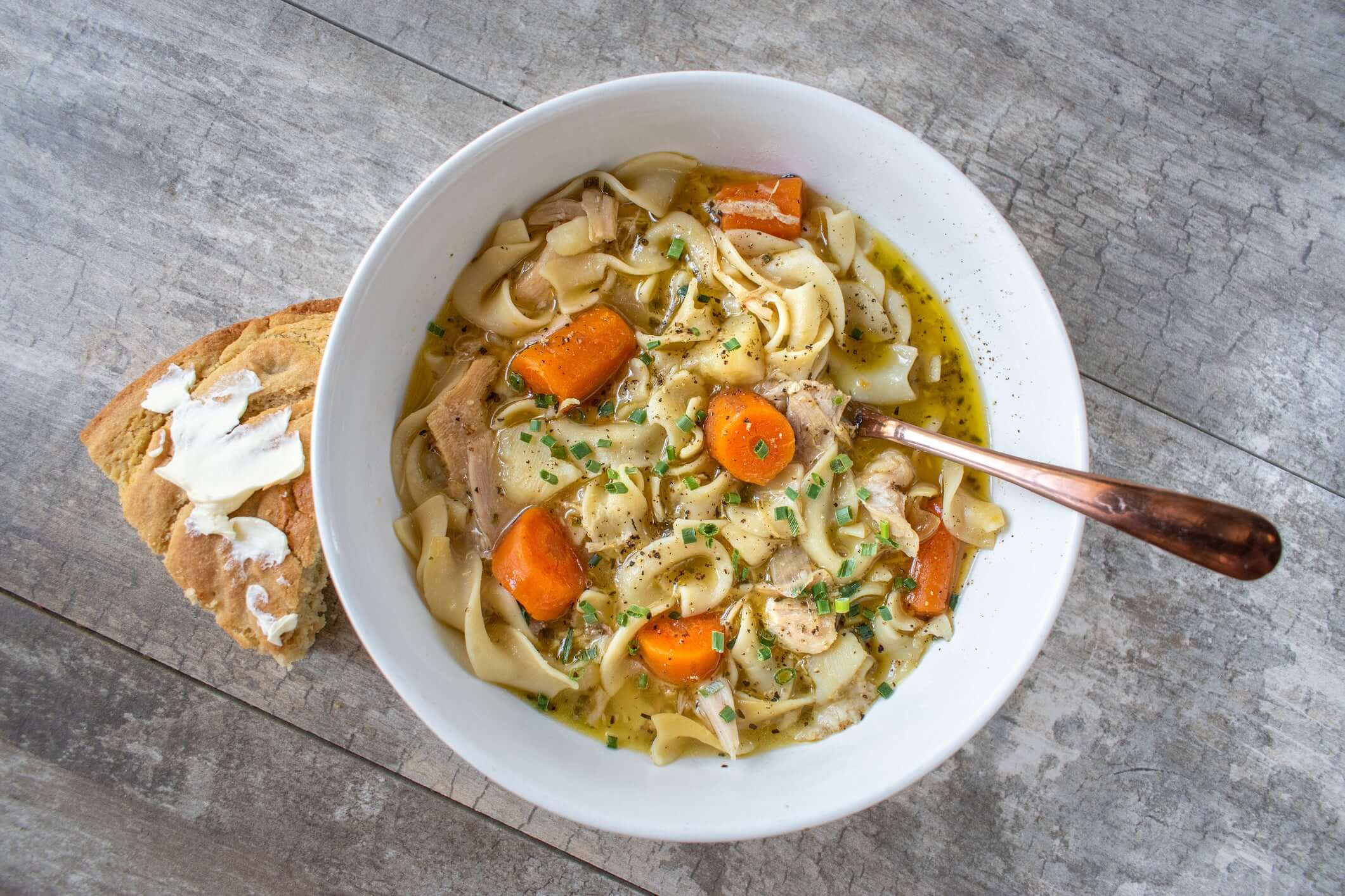 Classicly Cozy 'n EaZy Chicken Noodle Soup