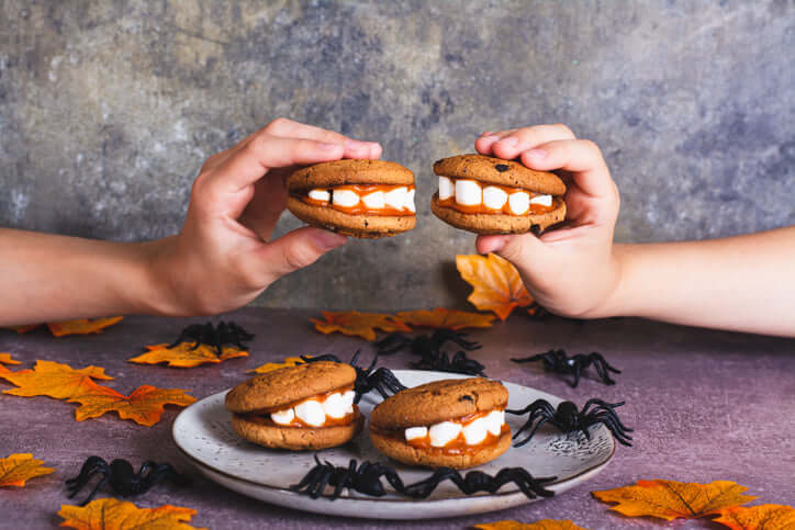 Air Fry Monster Munch Cookie Sandwiches