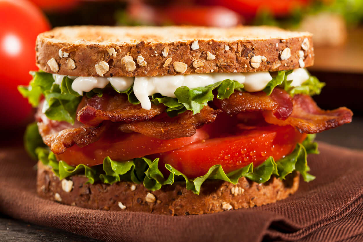 Oven-Baked EaZy MealZ Bacon Cooker BLT Sandwich