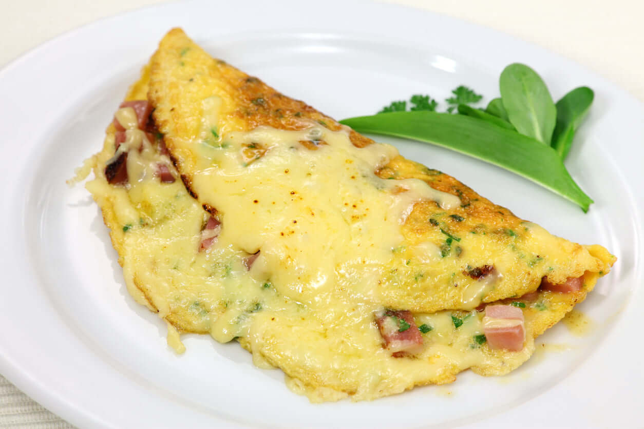 Heavenly Ham 'n Cheese Omelet