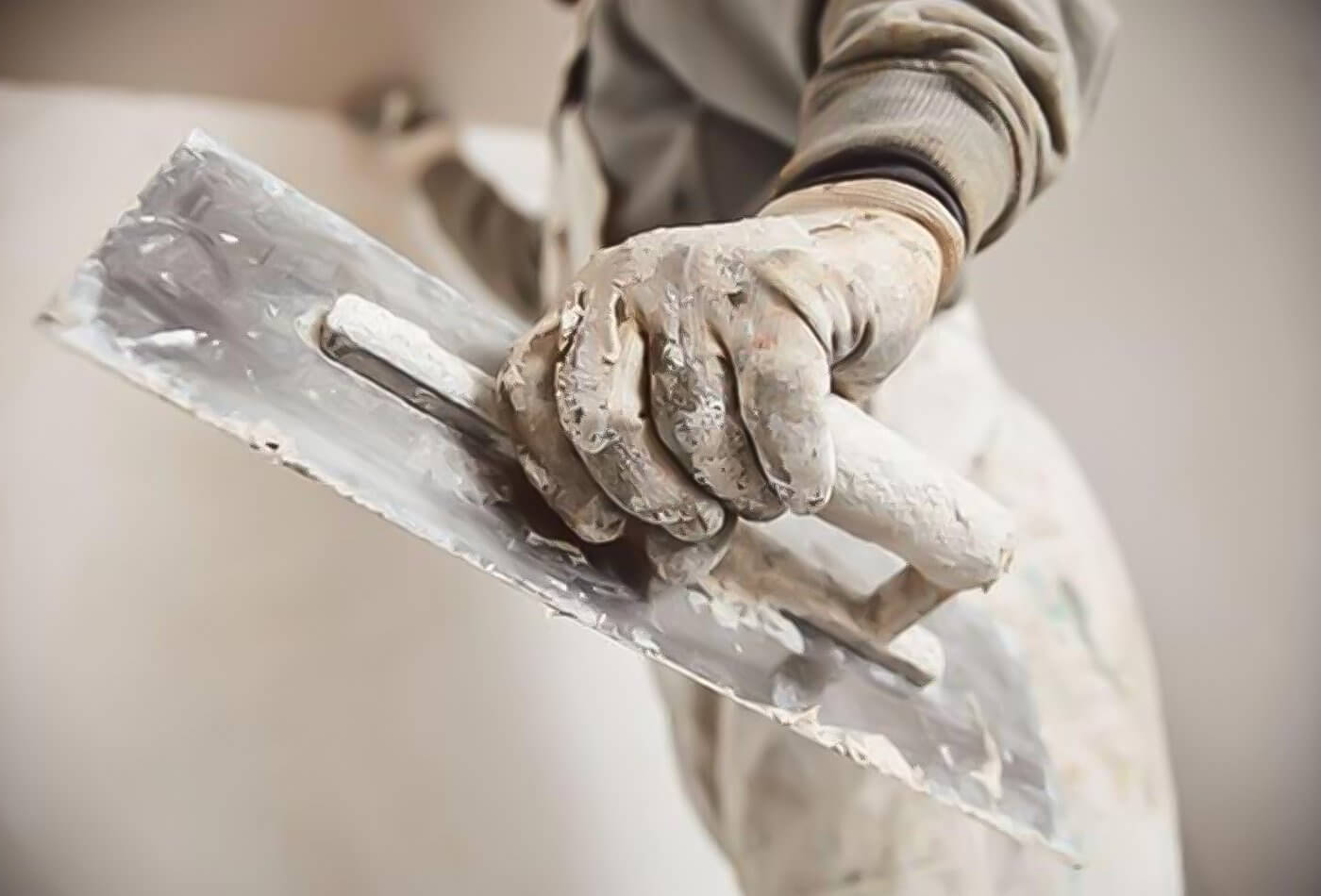 Hire Professional Plasterers in the UK
