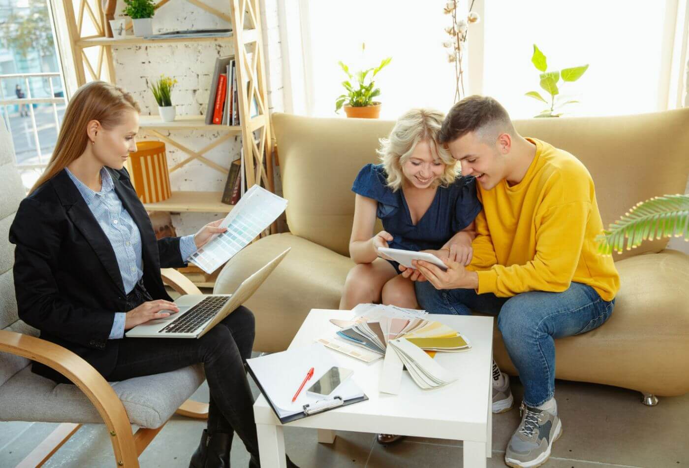 How Much Does It Cost on an Average to Hire the Home Stagers?