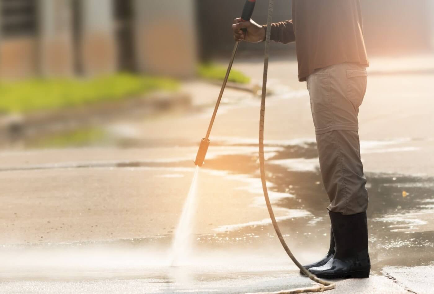 When to Look for Pressure Cleaning Services Near You