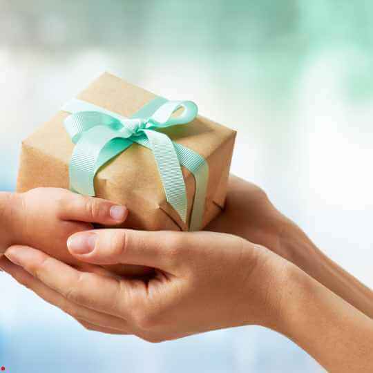 The Ultimate Guide to Thoughtful Gift-Giving: How to Choose the Perfect ...