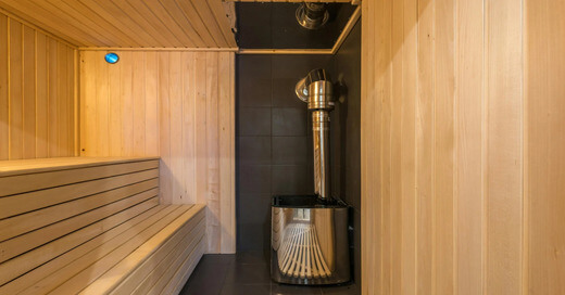 A Step-by-Step Guide to Enhancing Your Sauna with Aromatherapy