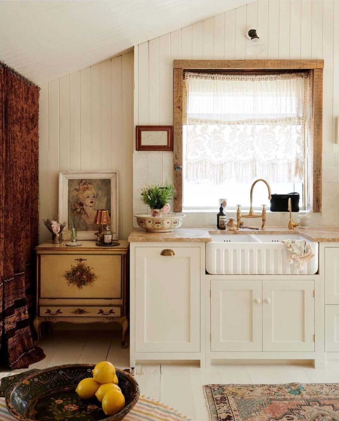 Design Inspo + Rug Picks: deVOL Kitchens