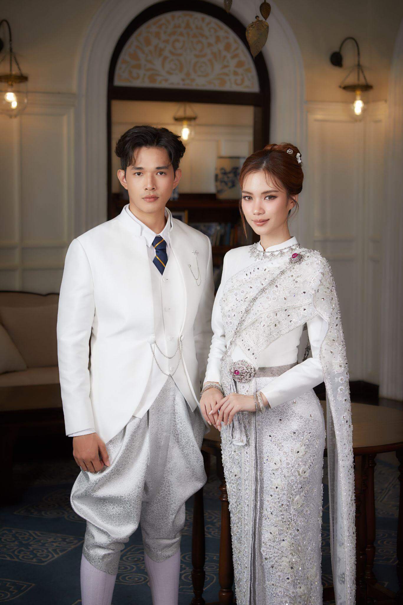 ชุดแต่งงานไทยประยุกต์ยอดนิยมปี 2026 | 88 Image Studio