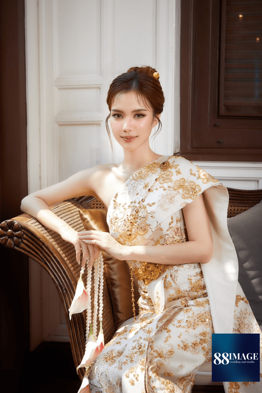 ชุดแต่งงานไทยประยุกต์ยอดนิยมปี 2026 | 88 Image Studio
