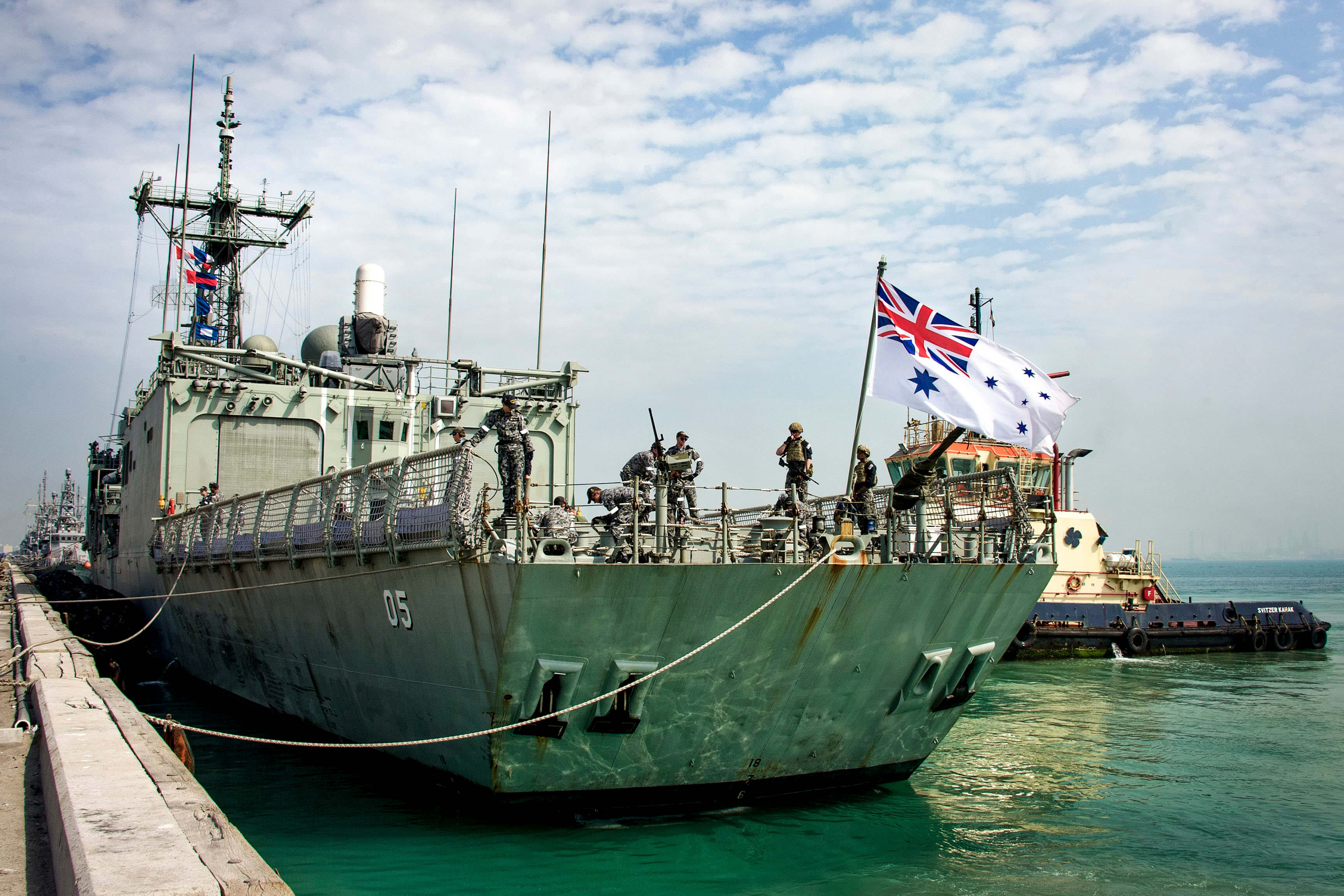 HMAS Melbourne Crew Awarded for JTF 633