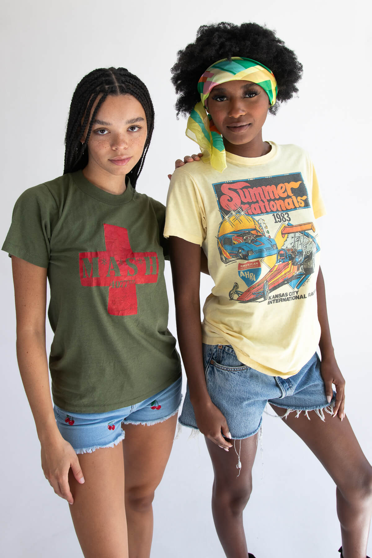 Cool vintage tees online