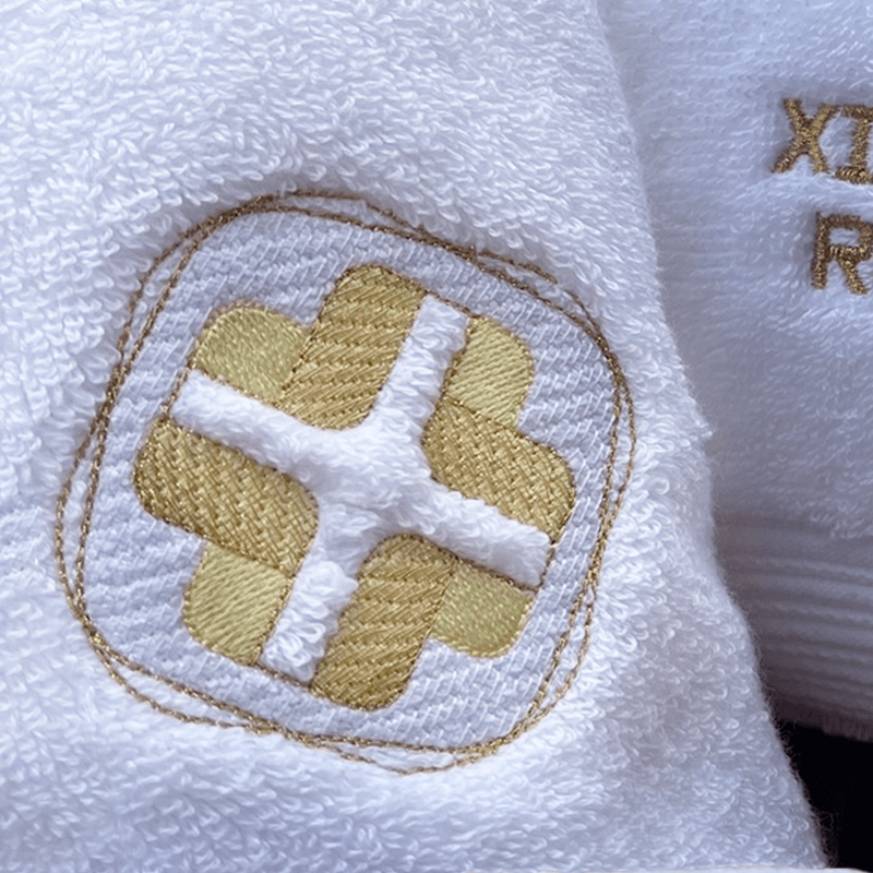 Laydown Stitch and Rounded Corners - Towel