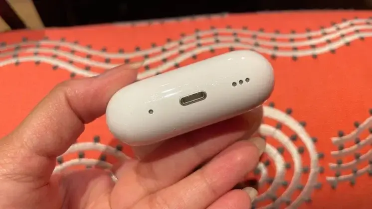 Apple AirPods Pro 2